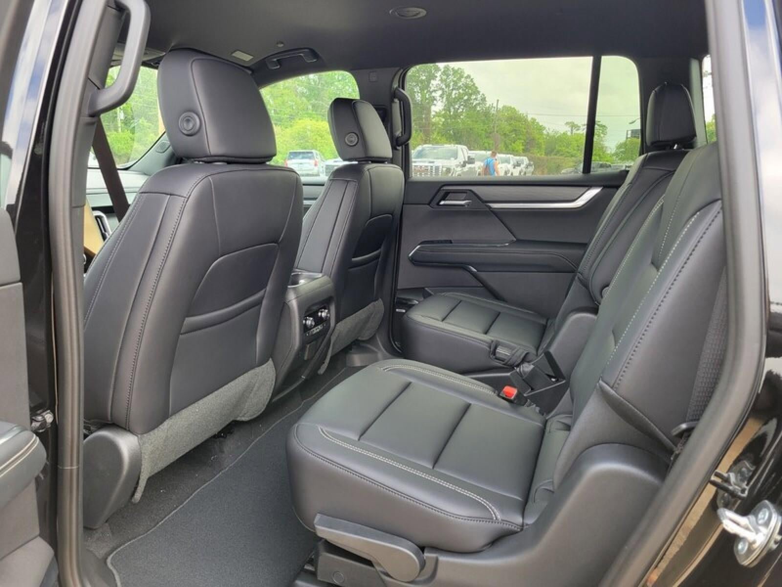 New 2026 GMC Acadia Elevation w/ Elevation Premium Package FWD image 28