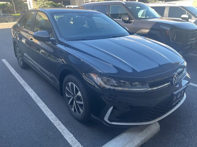 Used 2026 Volkswagen Jetta S image 2