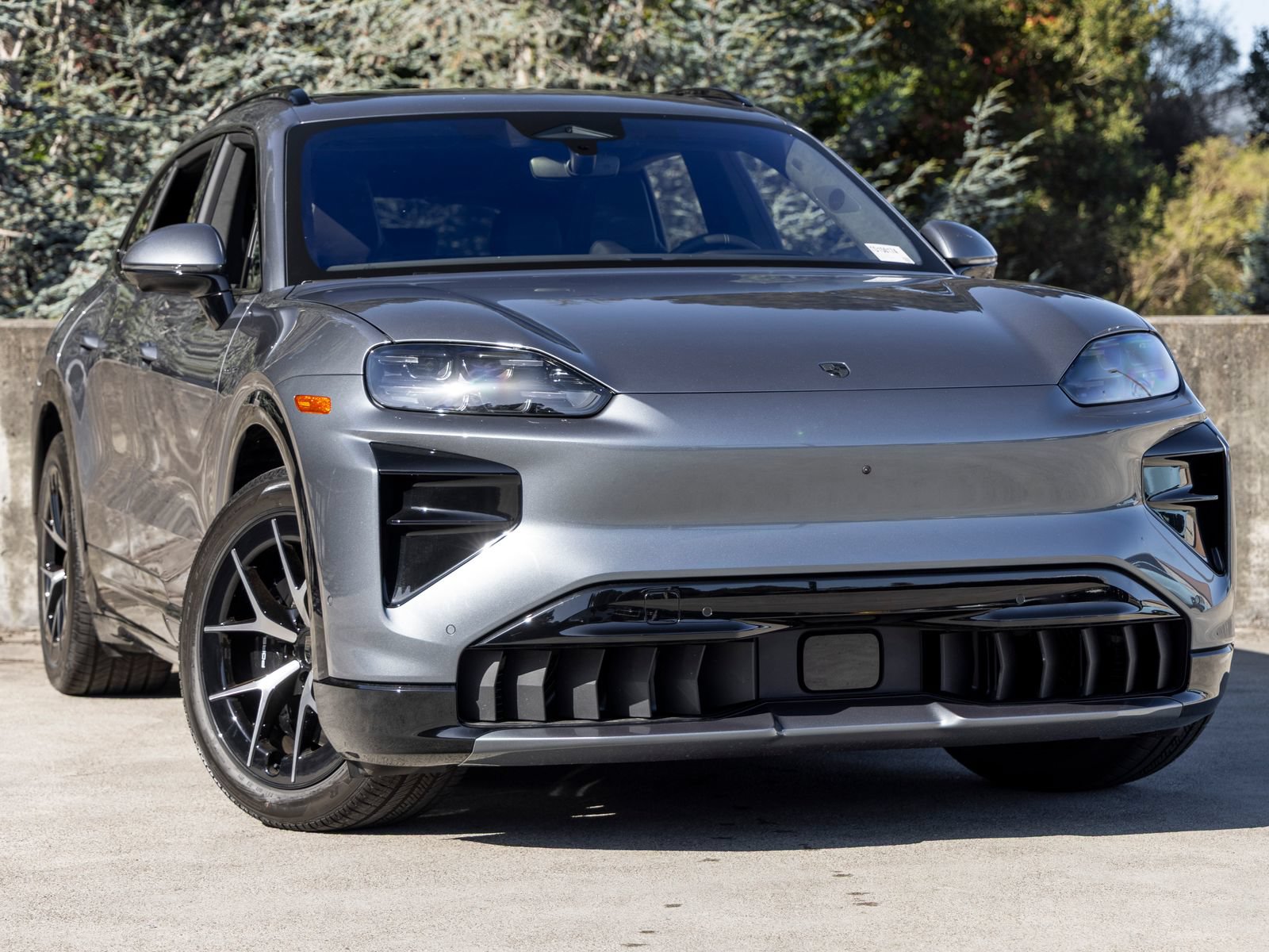 New 2026 Porsche Cayenne Turbo AWD/4WD image 6