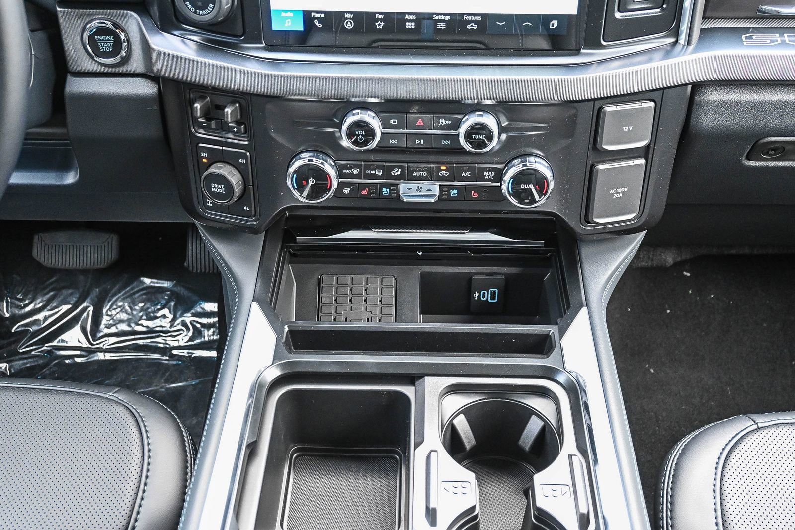 New 2026 Ford F350 Platinum image 17