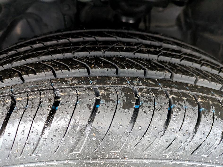 Used 2024 Subaru Crosstrek 2.0i Premium image 12