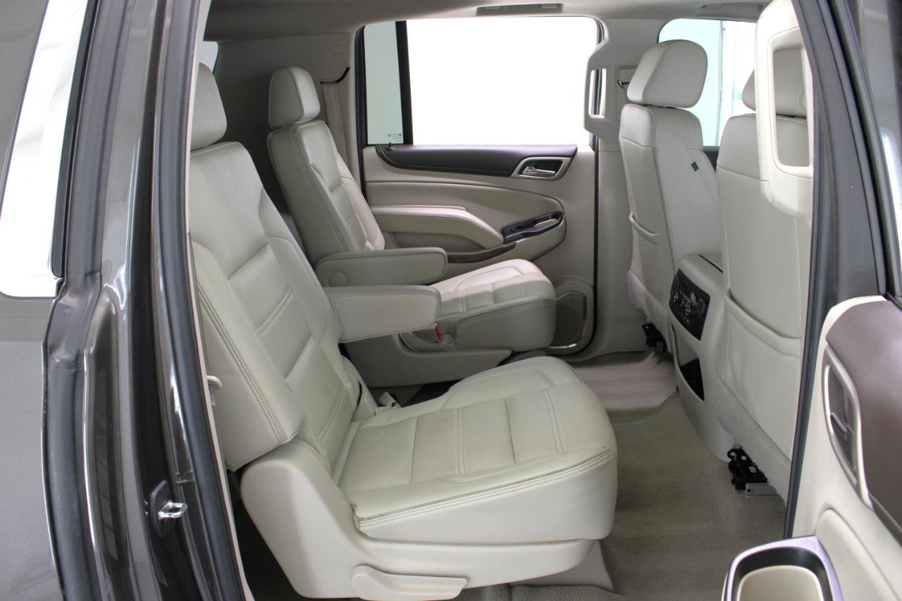Used 2019 GMC Yukon XL Denali w/ Denali Ultimate Package AWD/4WD image 47