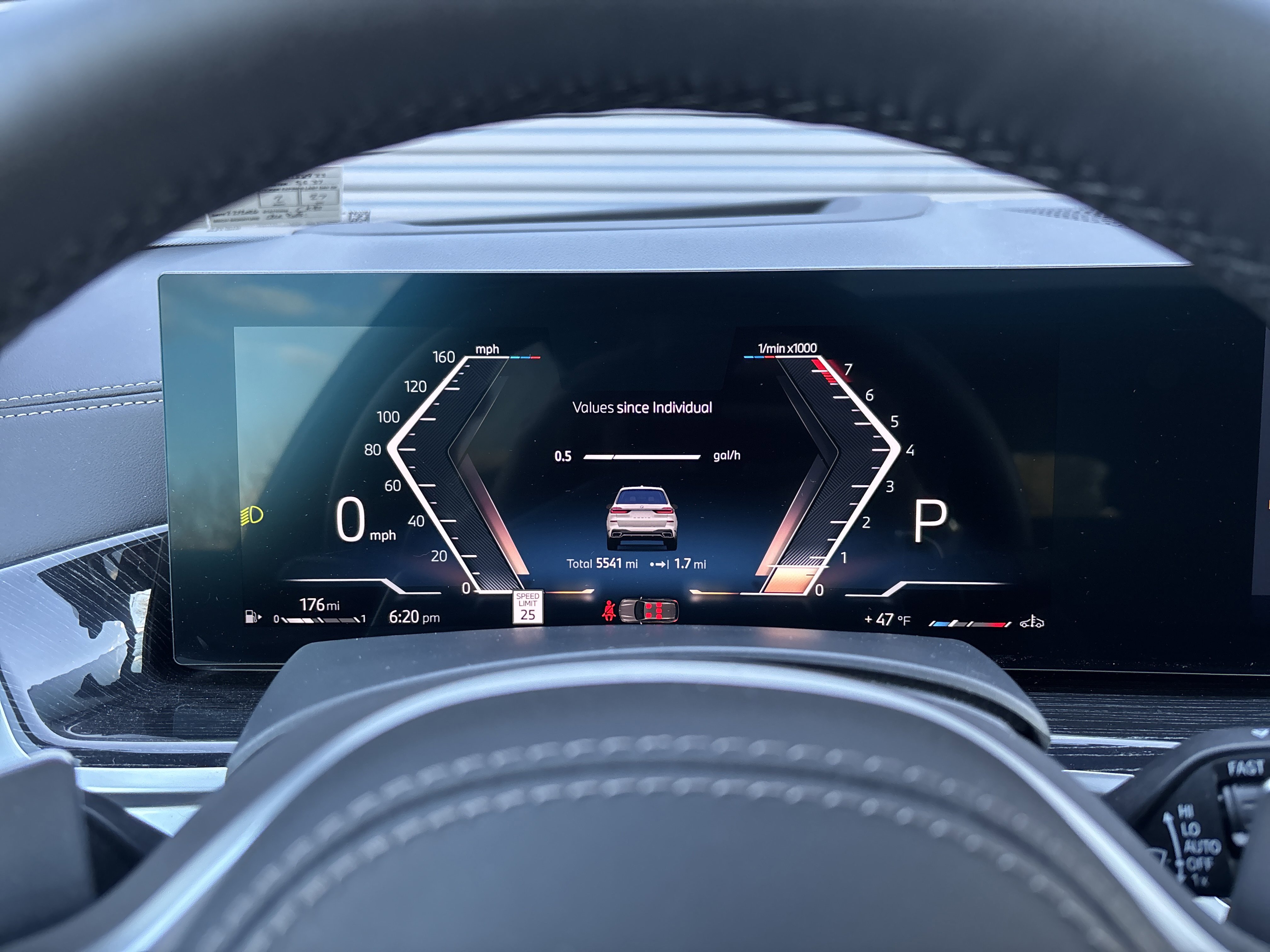 Used 2026 BMW X7 xDrive40i w/ M Sport Package image 16