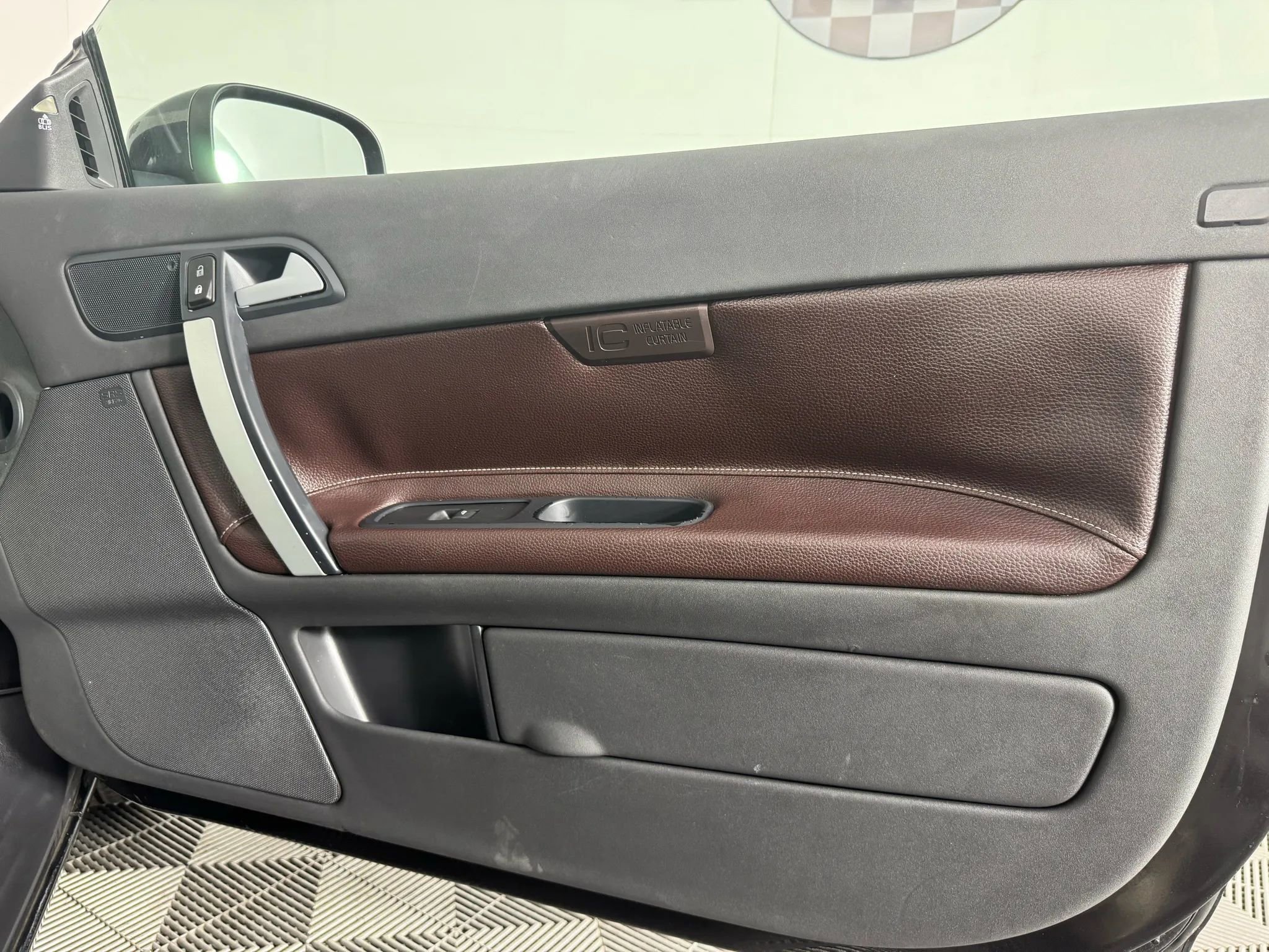 Used 2013 Volvo C70 T5 image 37