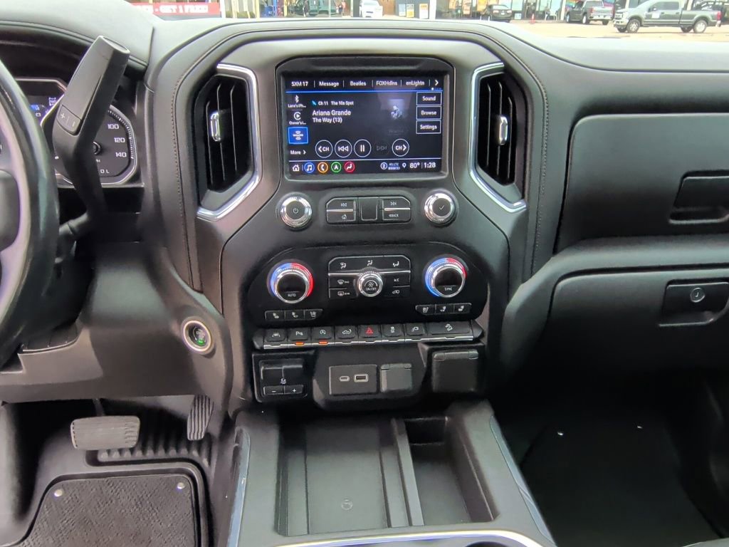 Used 2021 GMC Sierra 1500 AT4 w/ Technology Package image 26