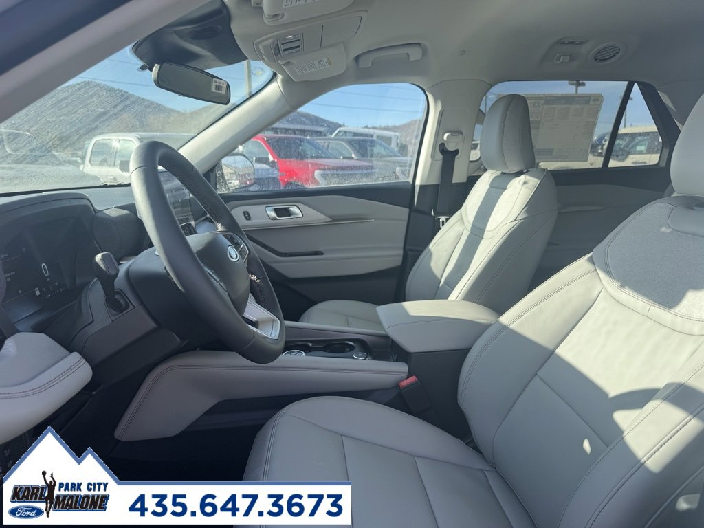 New 2026 Ford Explorer Active w/ Active Comfort Package image 10