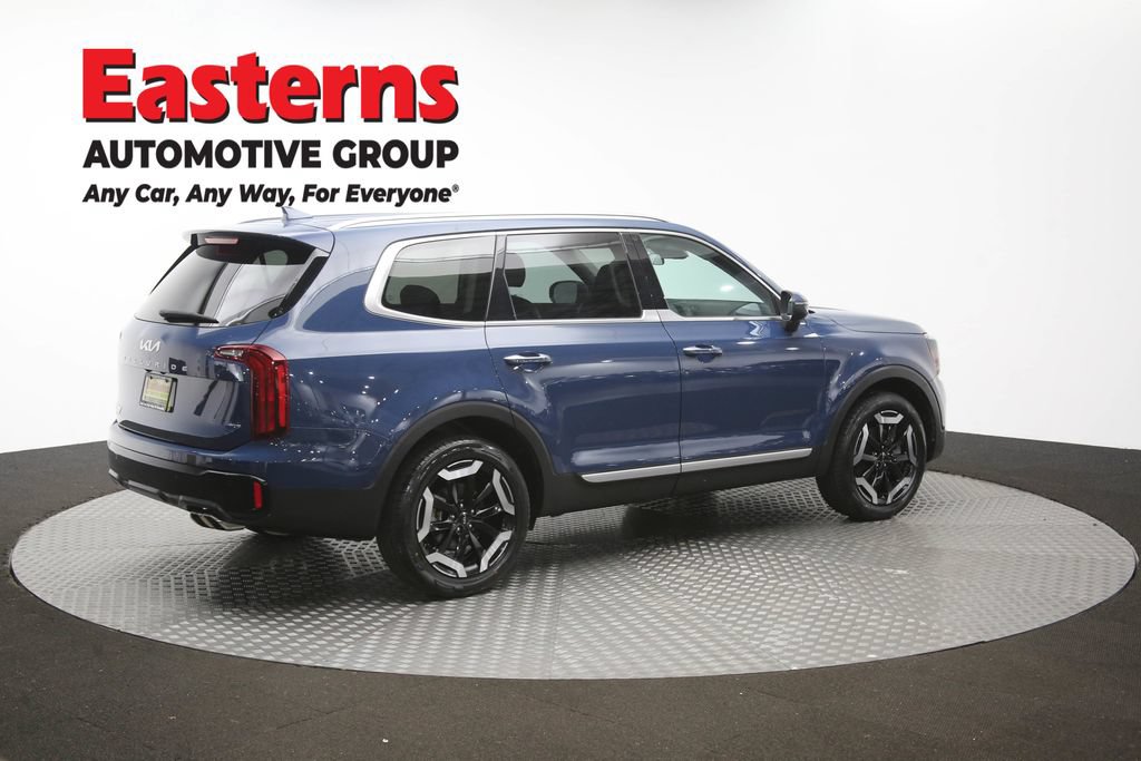 Used 2025 Kia Telluride S FWD image 44