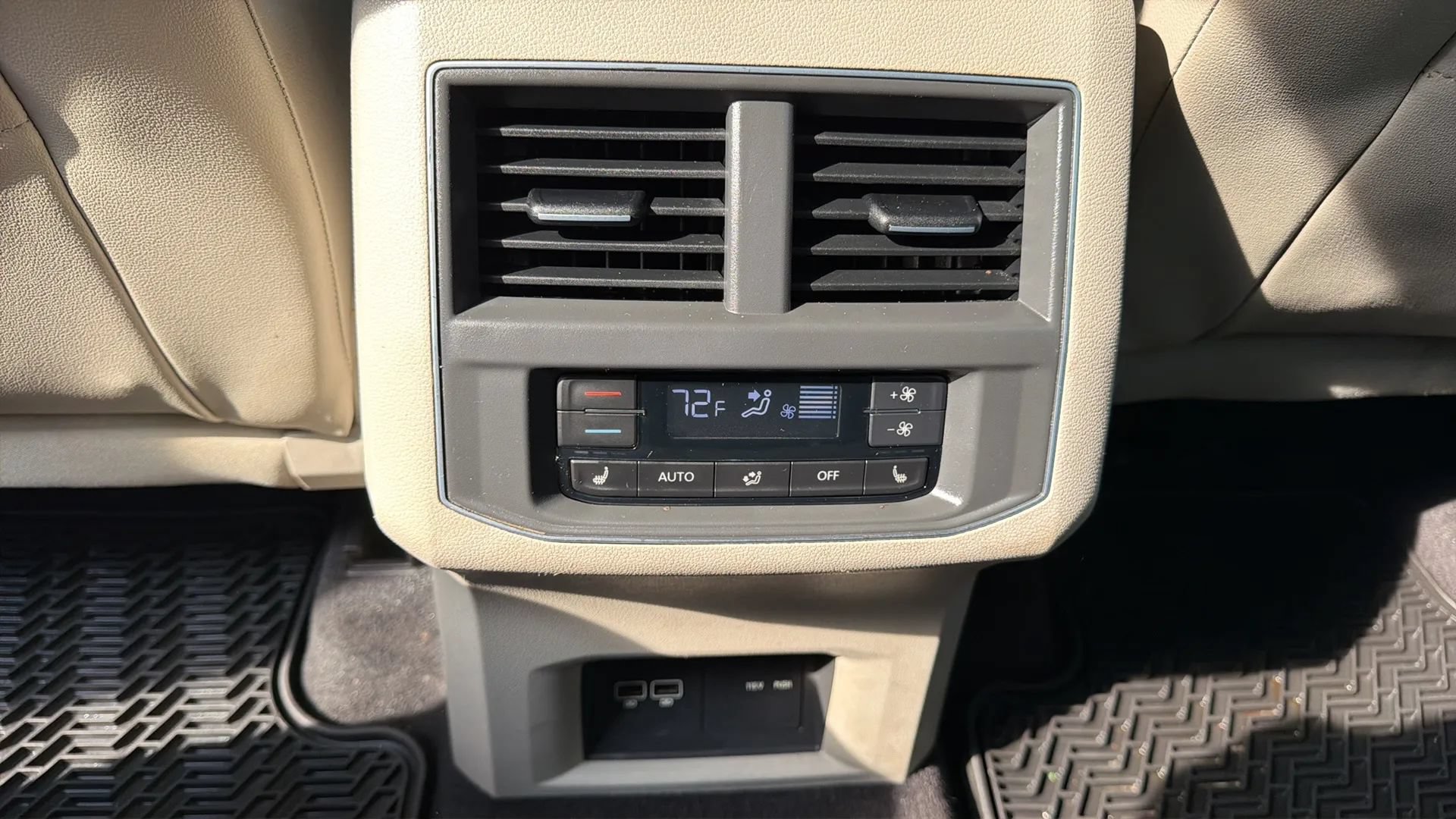 Used 2018 Volkswagen Atlas SEL Premium AWD/4WD image 30