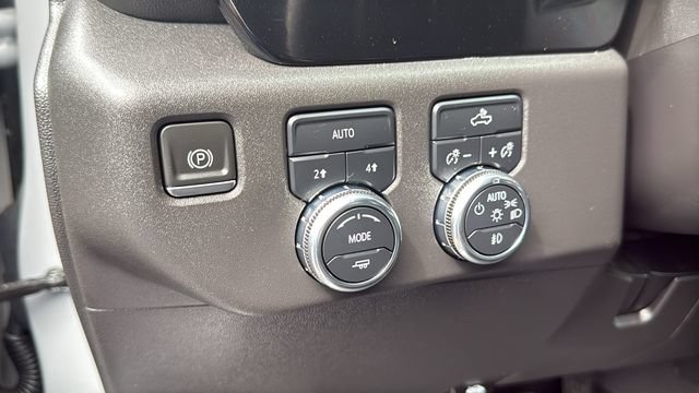 Used 2024 GMC Sierra 1500 Elevation AWD/4WD image 14