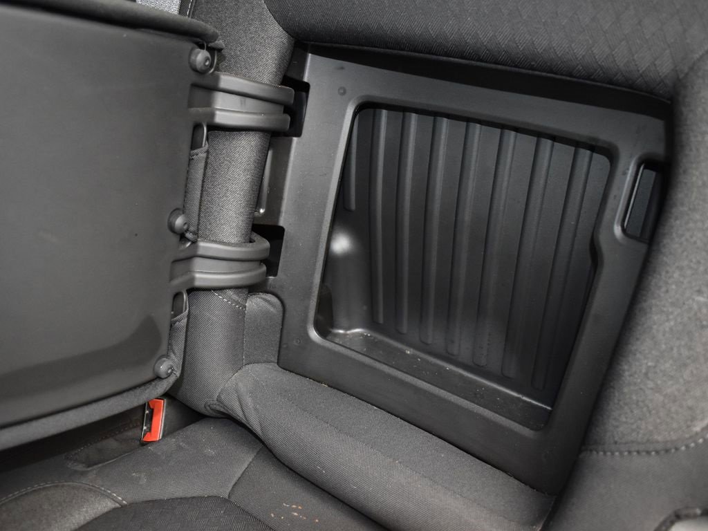 Used 2020 Chevrolet Silverado 1500 LT w/ All-Star Edition image 19