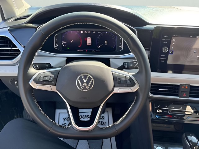 Used 2026 Volkswagen Taos SEL AWD/4WD image 14