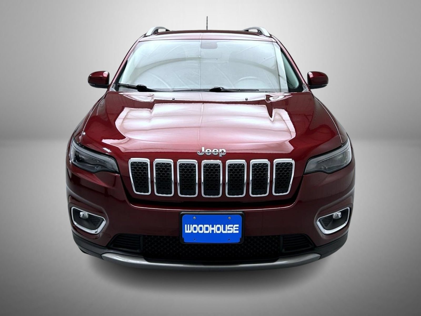 Used 2019 Jeep Cherokee Limited AWD/4WD image 2