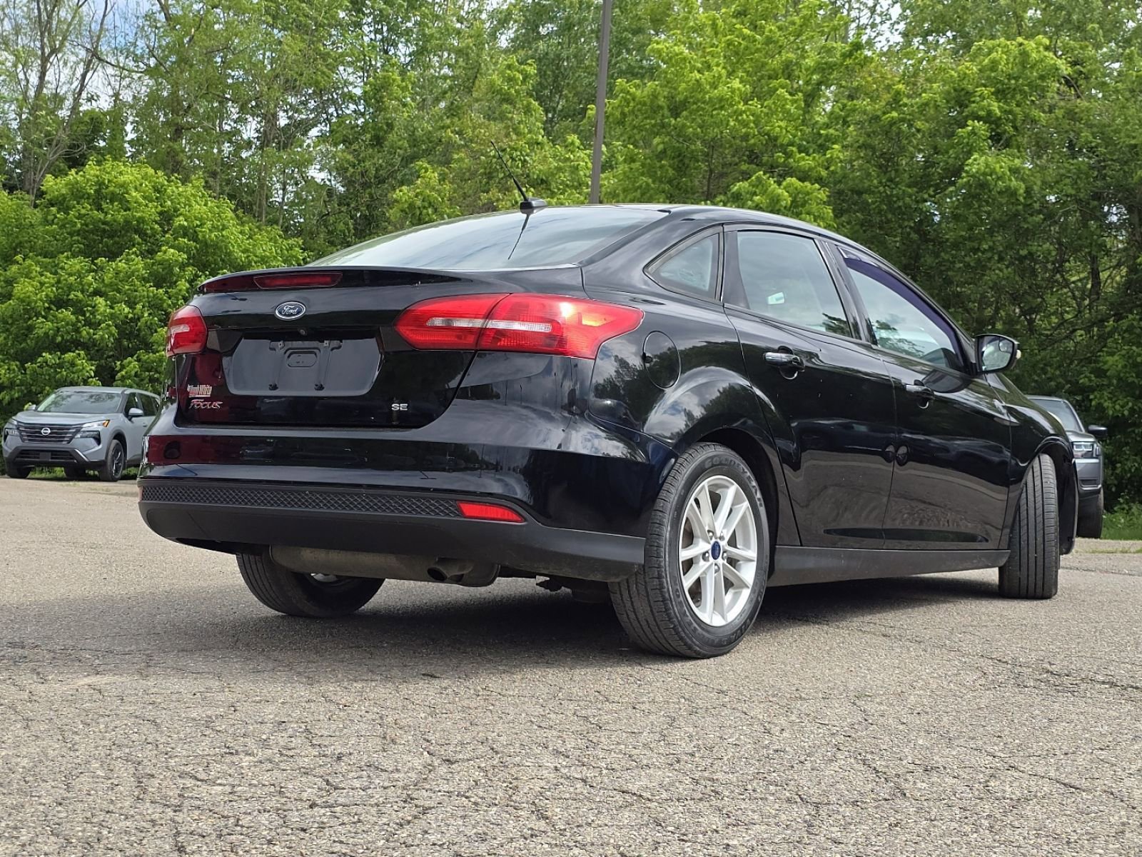 Used 2016 Ford Focus SE FWD image 14