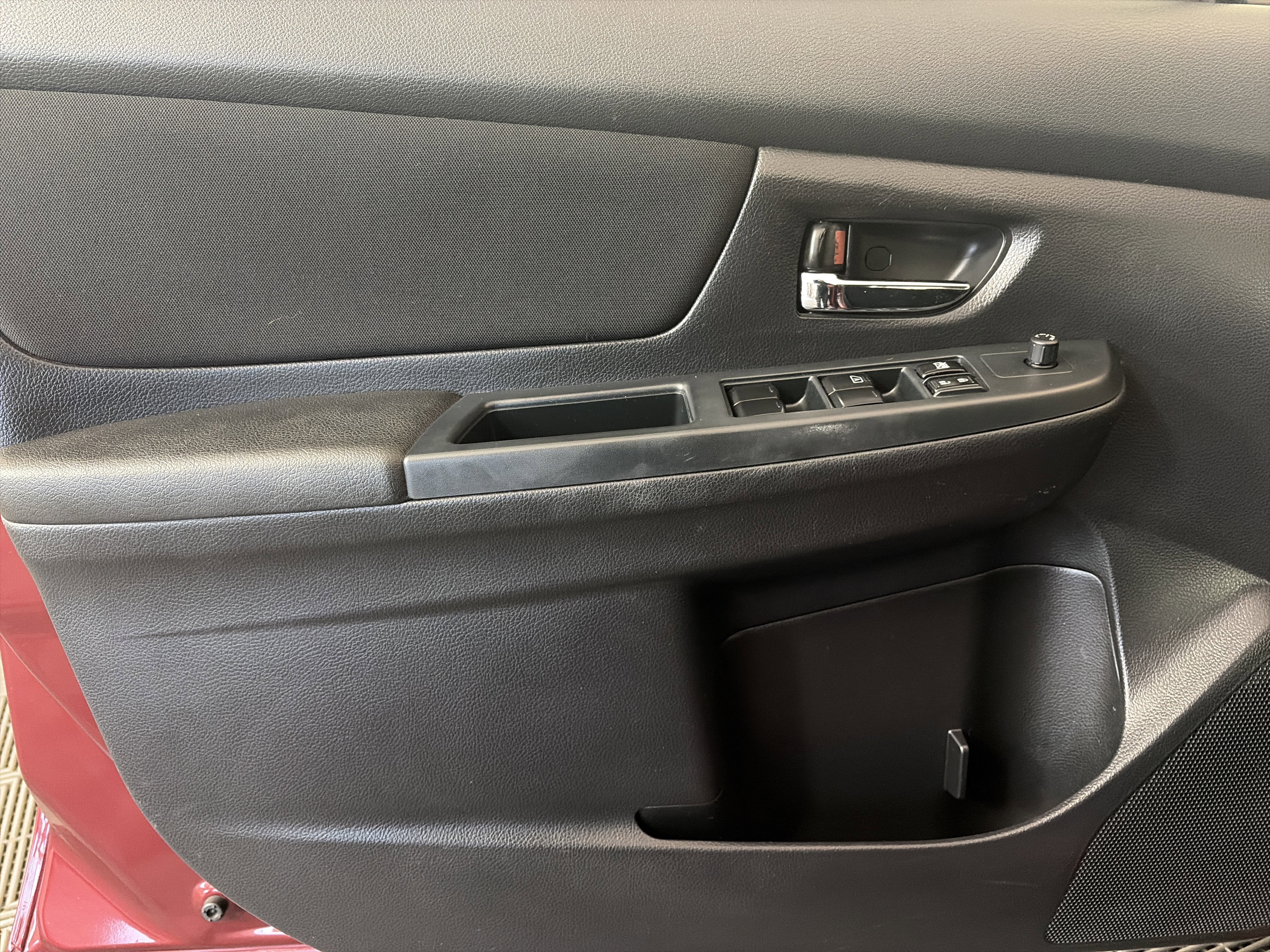 Used 2012 Subaru Impreza 2.0i Premium image 12