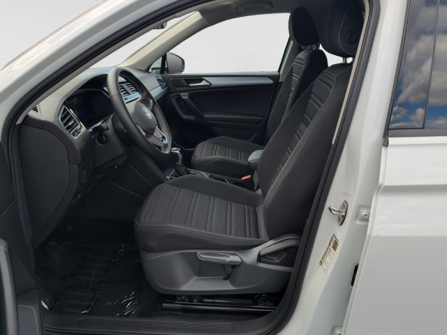 Used 2024 Volkswagen Tiguan S AWD/4WD image 11