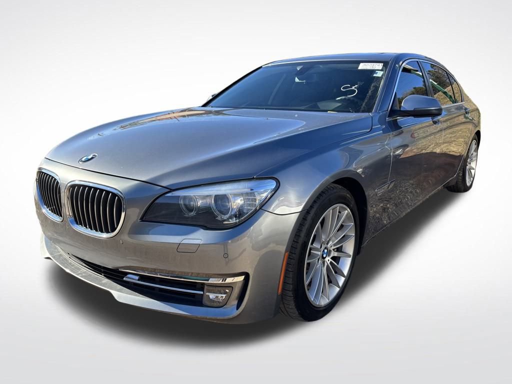 Used 2014 BMW 750Li 750Li w/ Executive Package image 7