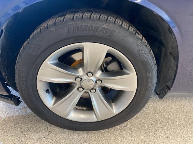 Used 2016 Dodge Challenger SXT image 10