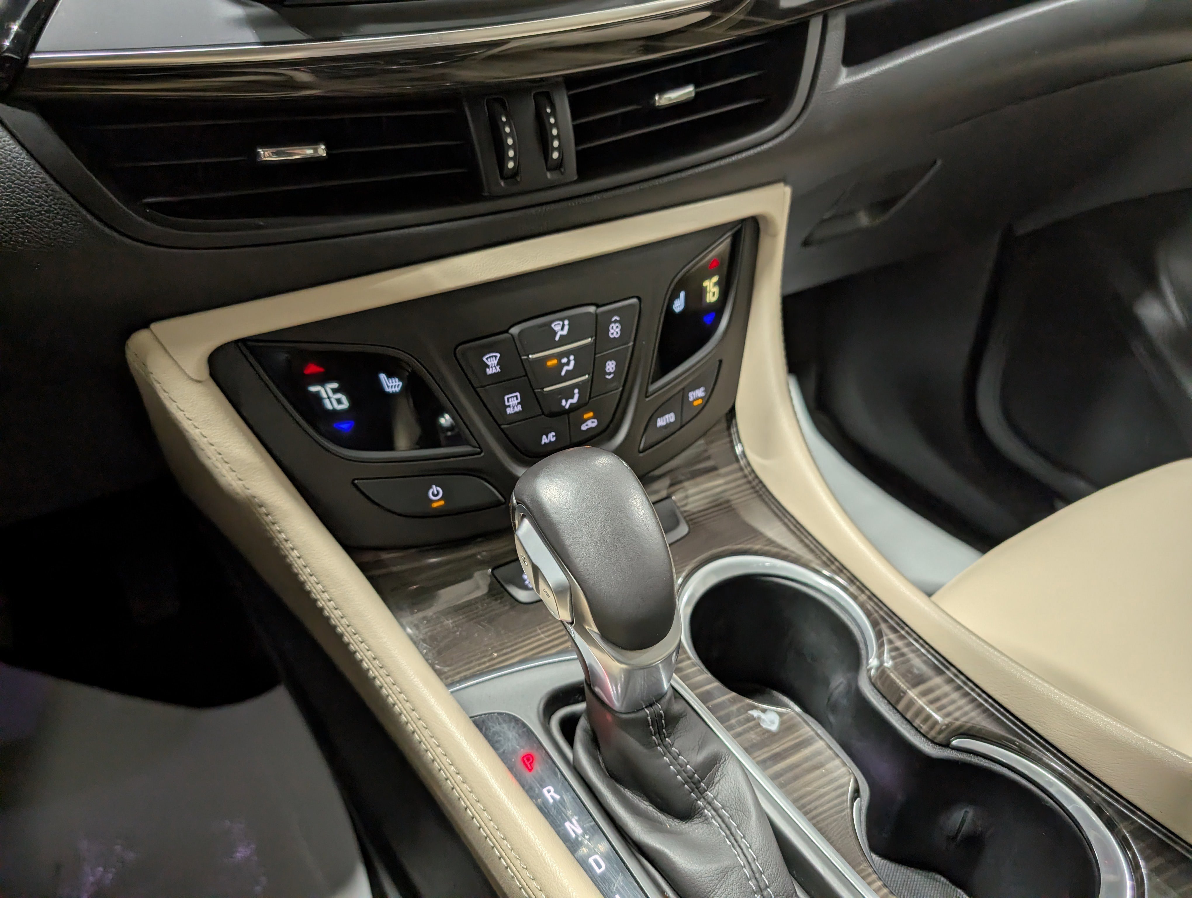 Used 2020 Buick Envision Preferred FWD image 23