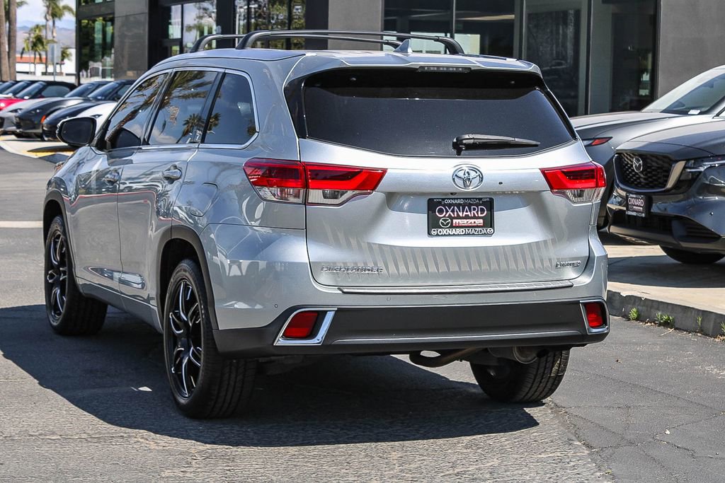 Used 2019 Toyota Highlander Limited FWD image 6