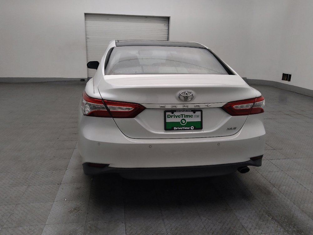 Used 2018 Toyota Camry XLE FWD image 6