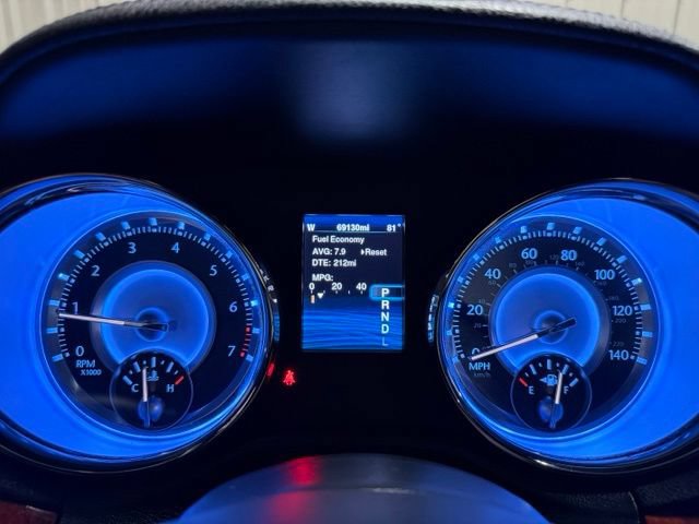 Used 2014 Chrysler 300 AWD w/ Driver Convenience Group image 32