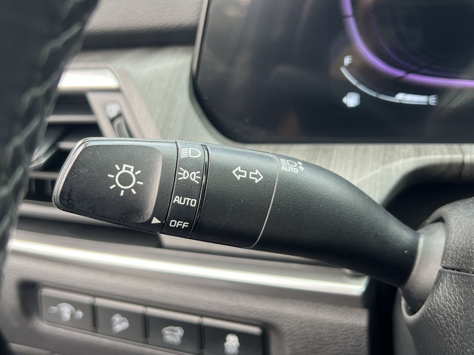 Used 2023 Kia Telluride EX AWD/4WD image 38
