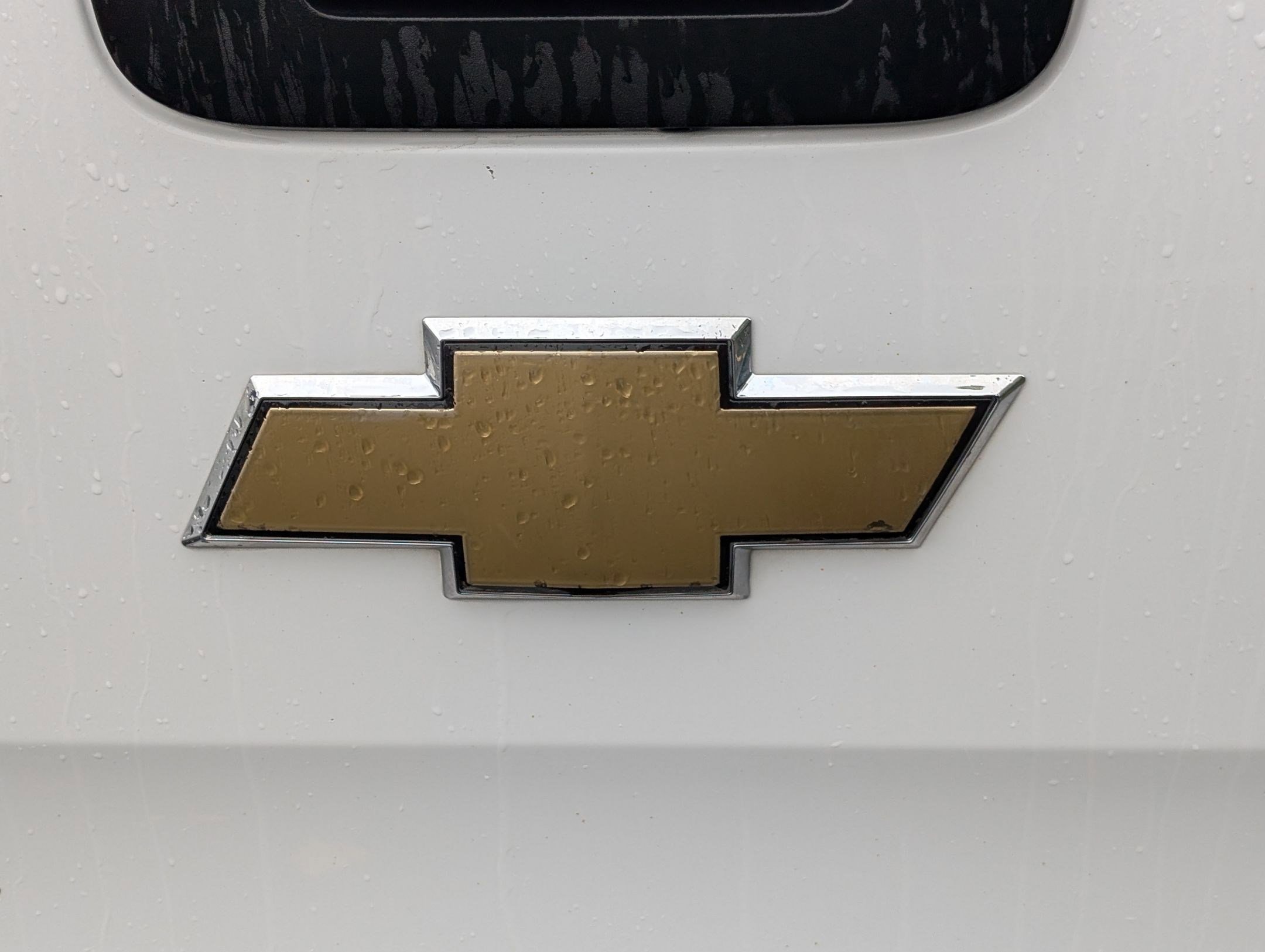 Used 2010 Chevrolet Silverado 2500 LT w/ Interior Plus Package AWD/4WD image 11