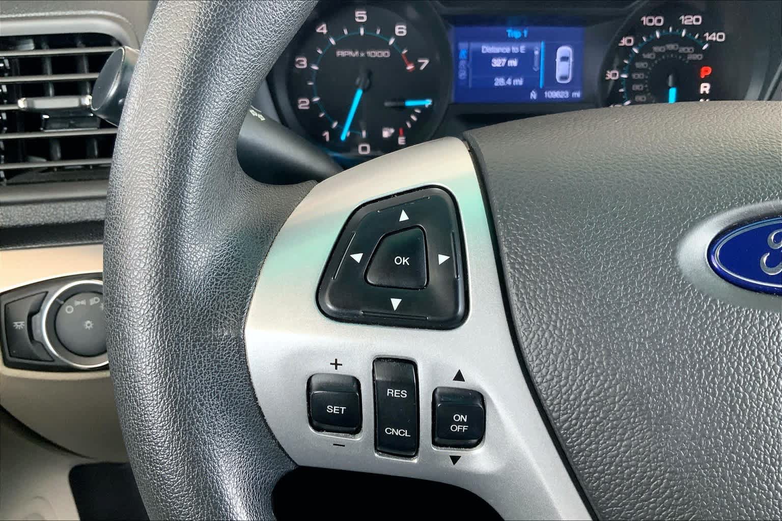 Used 2015 Ford Explorer FWD image 24