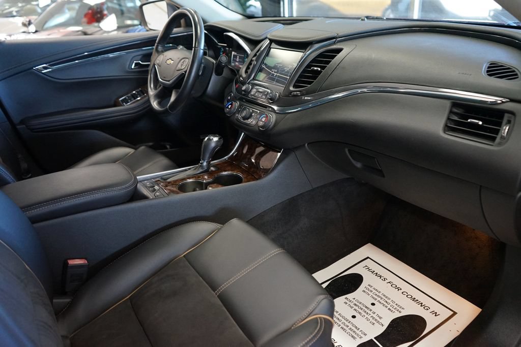 Used 2015 Chevrolet Impala LT FWD image 40