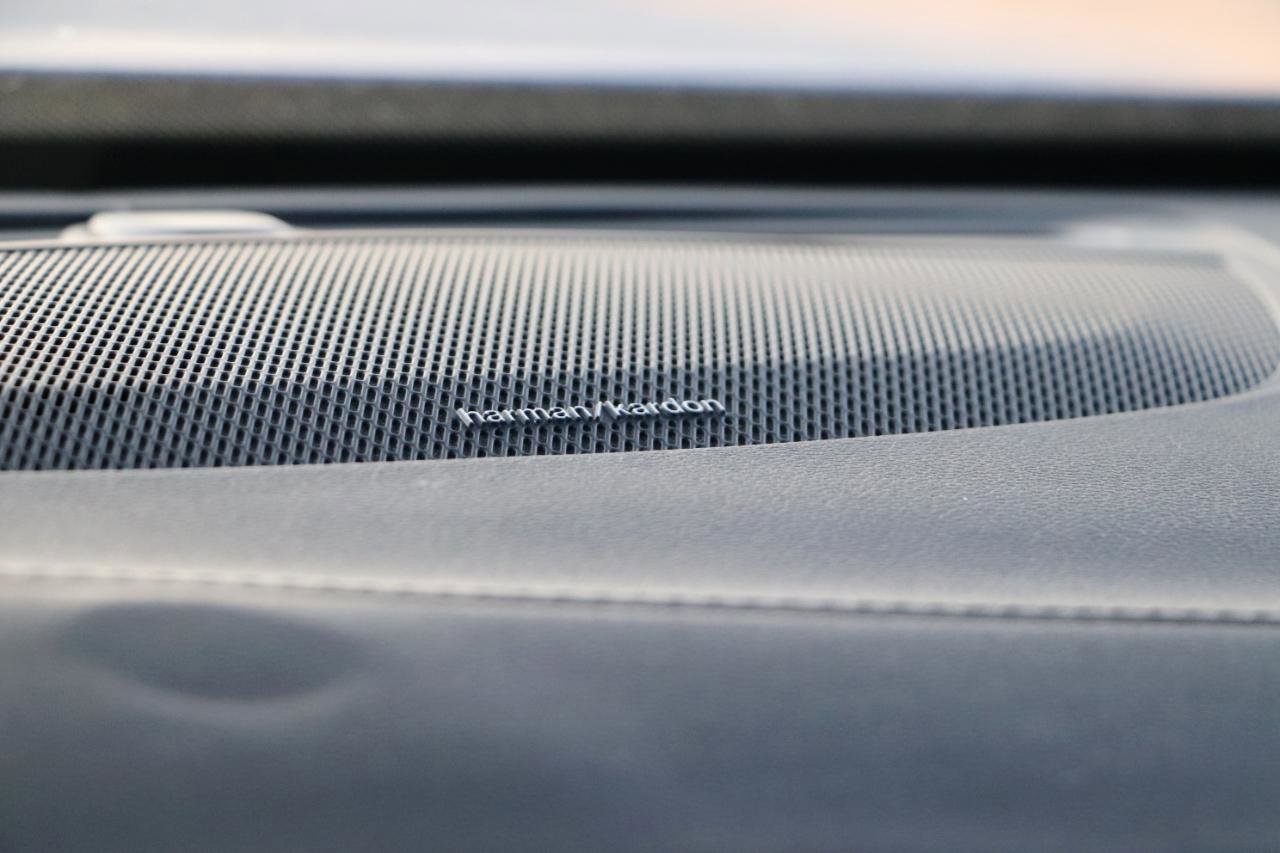 Used 2019 Volvo XC90 T6 R-Design w/ Advanced Package image 15