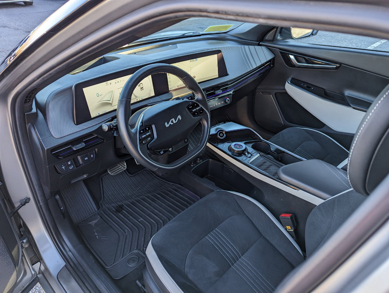 Used 2022 Kia EV6 GT-Line w/ GT-Line Suede Seat Package image 15