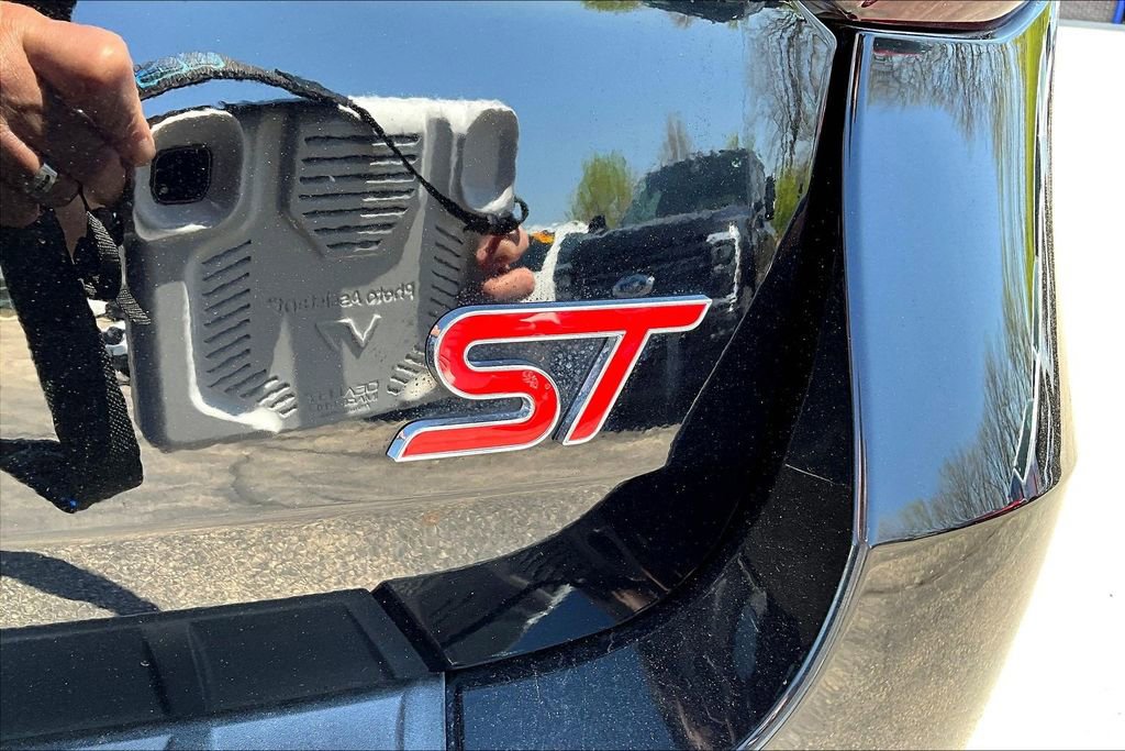 Certified 2023 Ford Explorer ST w/ Technology Package image 26