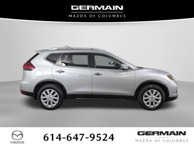 Used 2017 Nissan Rogue S w/ S Appearance Package AWD/4WD image 6