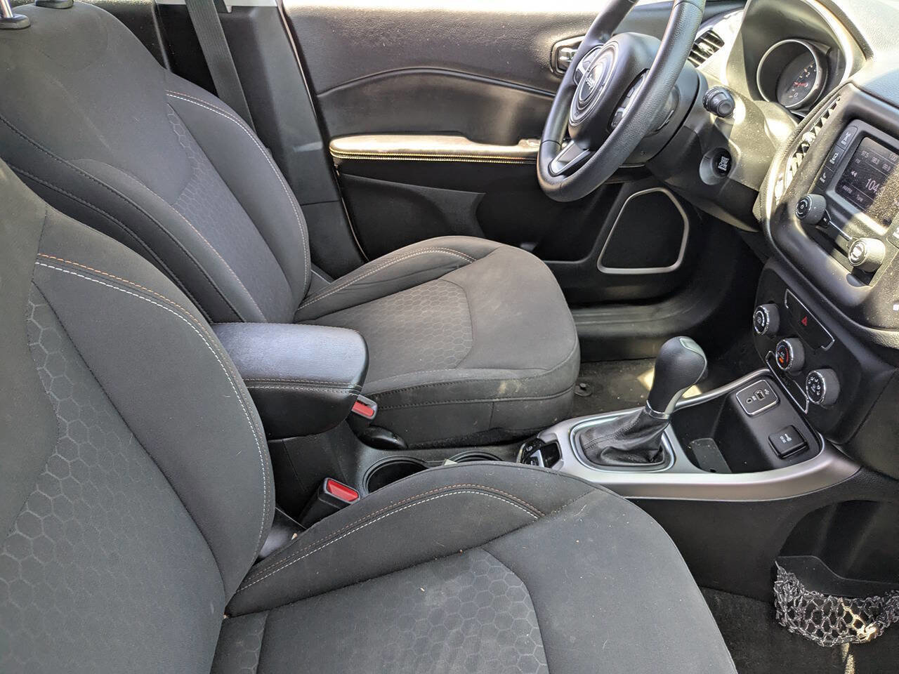 Used 2018 Jeep Compass Sport image 12