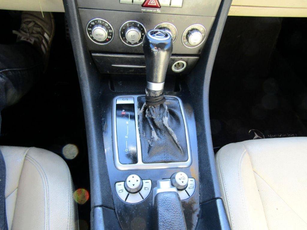 Used 2006 Mercedes-Benz SLK 350 image 18