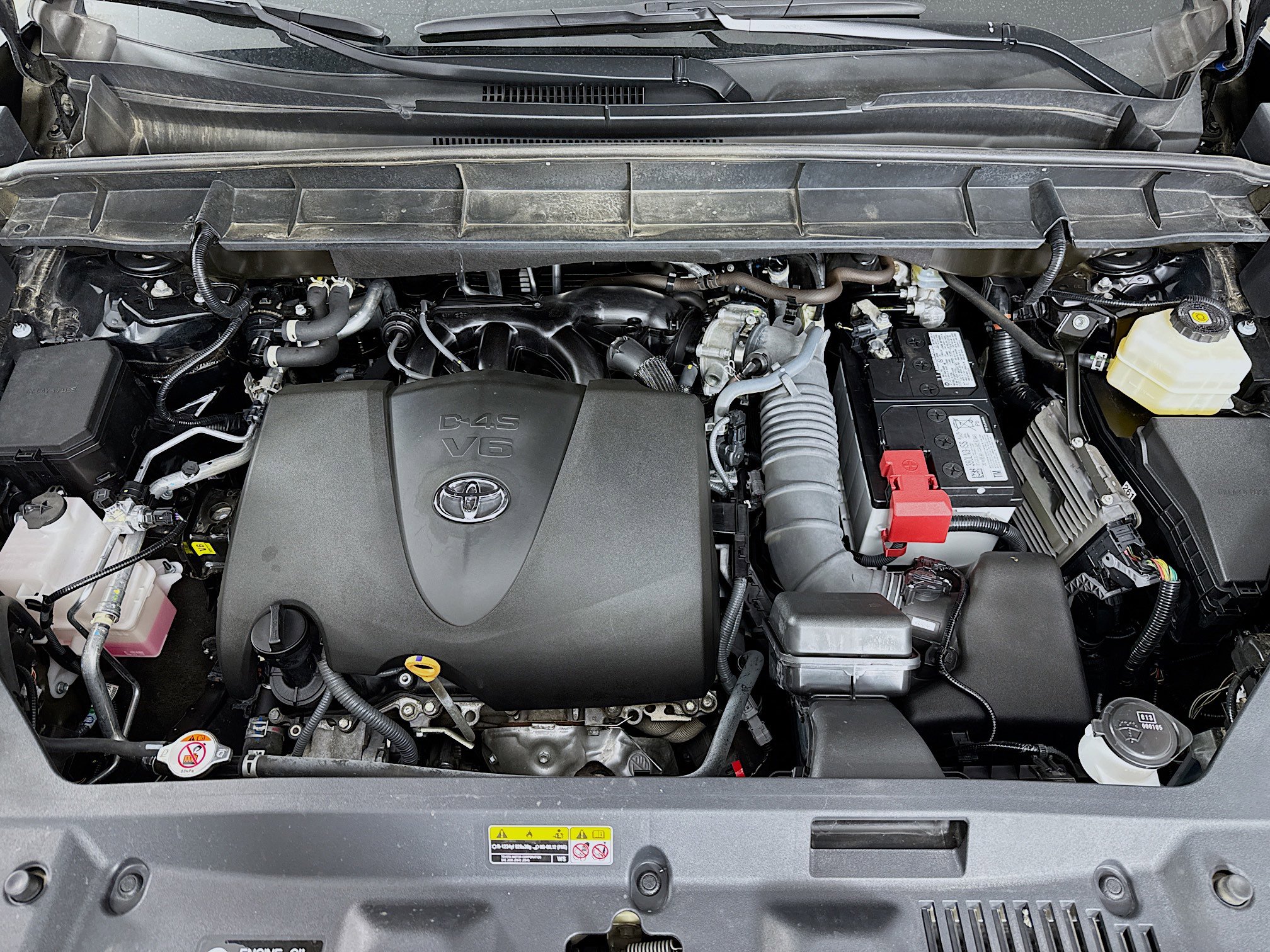 Used 2022 Toyota Highlander XLE AWD/4WD image 31