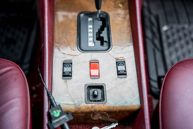 Used 1988 Mercedes-Benz 560 SL image 36