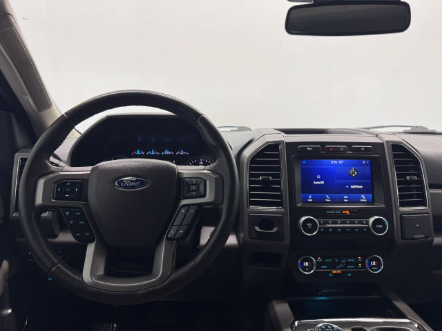 Used 2021 Ford Expedition XLT RWD image 3