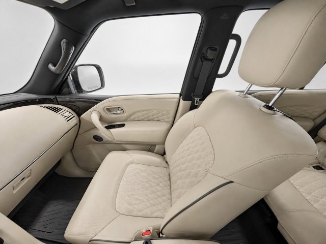 Used 2024 INFINITI QX80 Sensory AWD/4WD image 15