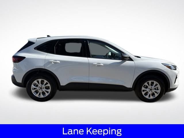 Used 2025 Ford Escape Active w/ Active Premium Tech Pack image 8