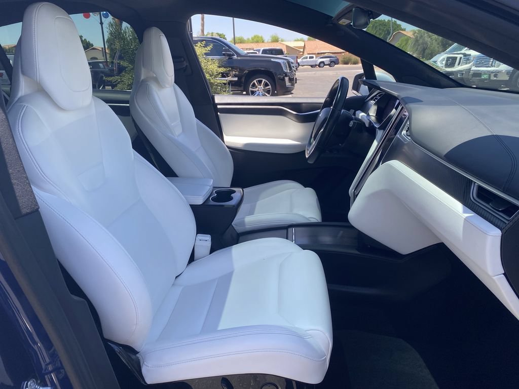 Used 2016 Tesla Model X 90D AWD/4WD image 11