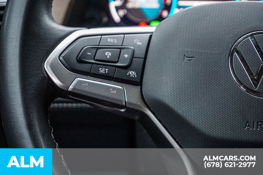 Used 2024 Volkswagen Atlas SE AWD/4WD image 30