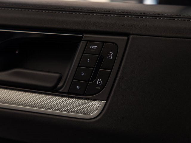 New 2026 Porsche Cayenne E-Hybrid image 41