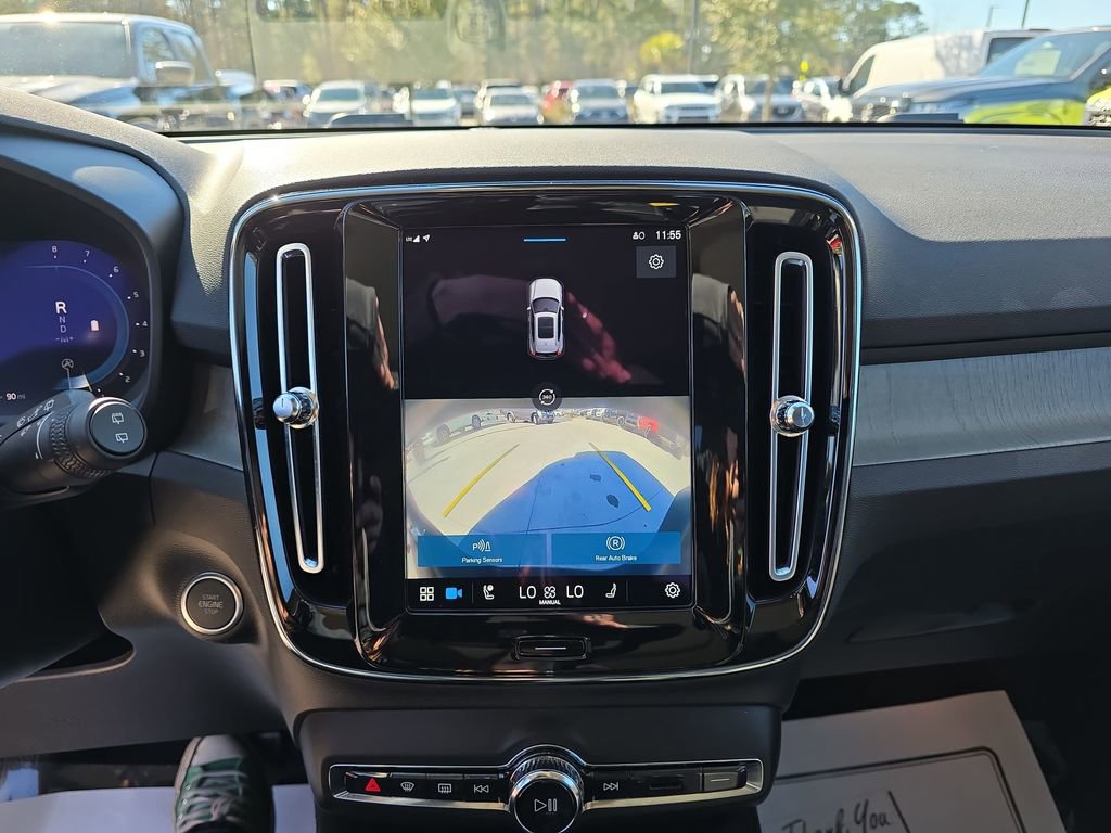 Used 2023 Volvo XC40 B5 Plus w/ Driver Assist Package image 28