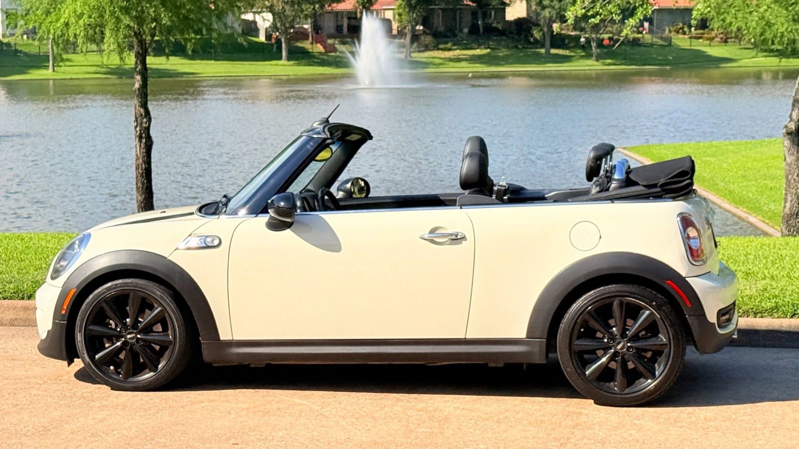 Used 2013 MINI Cooper S FWD image 5