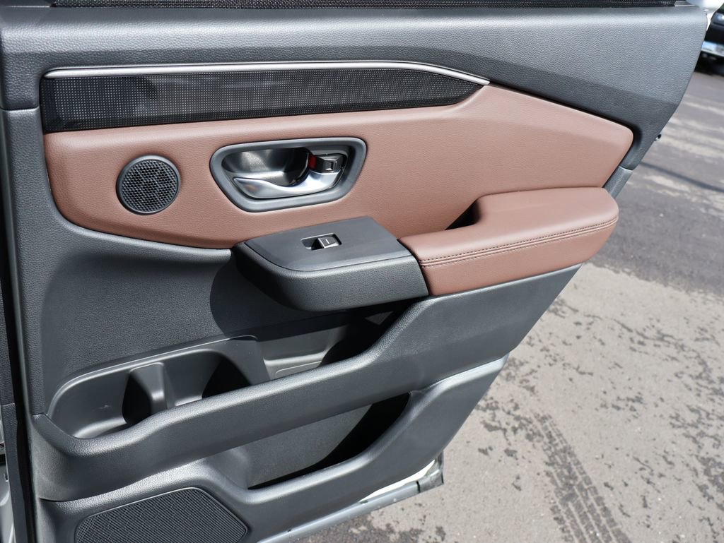 Certified 2025 Honda Pilot Elite image 15
