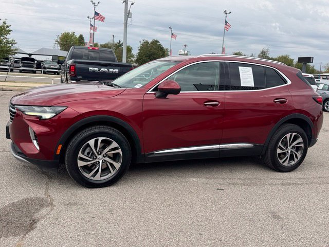 Used 2023 Buick Envision Essence FWD image 3