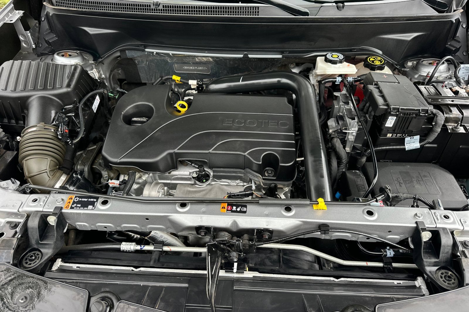 Used 2023 Chevrolet Equinox RS FWD image 24