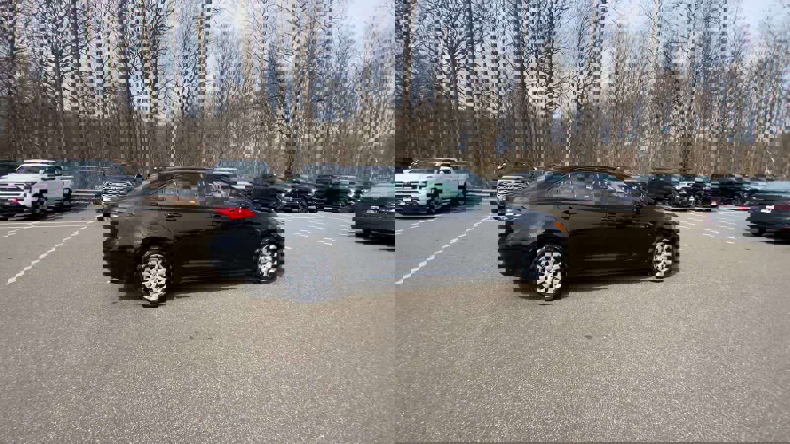 Used 2025 Toyota Corolla LE image 6