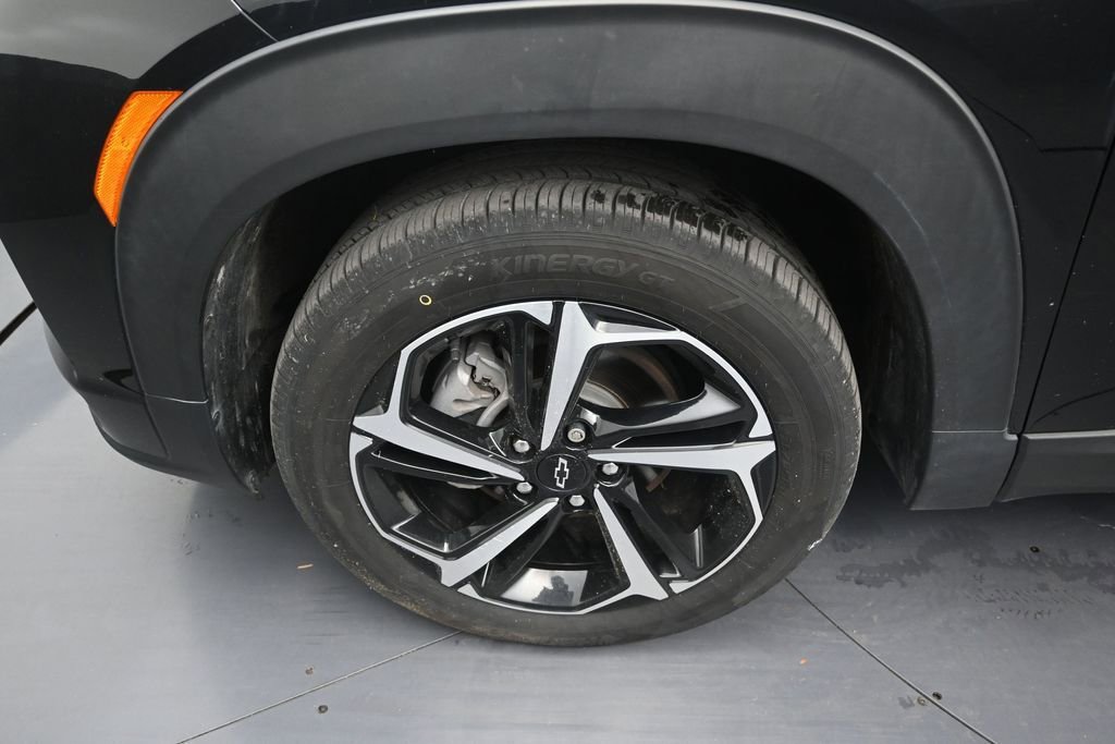 Used 2022 Chevrolet TrailBlazer RS FWD image 9